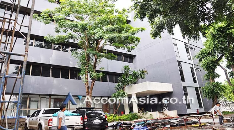 8  Office Space For Rent in Dusit ,Bangkok  at Thalang Building AA15890